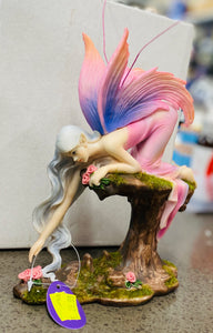 Kneeling mermaid 20cm