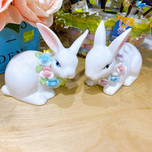 Load image into Gallery viewer, CERAMIC RABBIT CROUCHING
