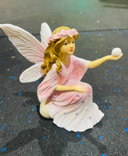 Load image into Gallery viewer, 11CM SITTING SORCERER FAIRY 2 ASSTD
