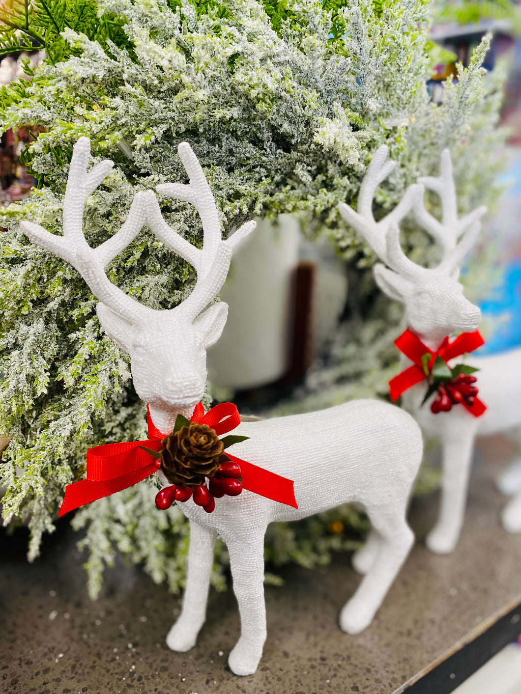 White Resin reindeer with glitter finish