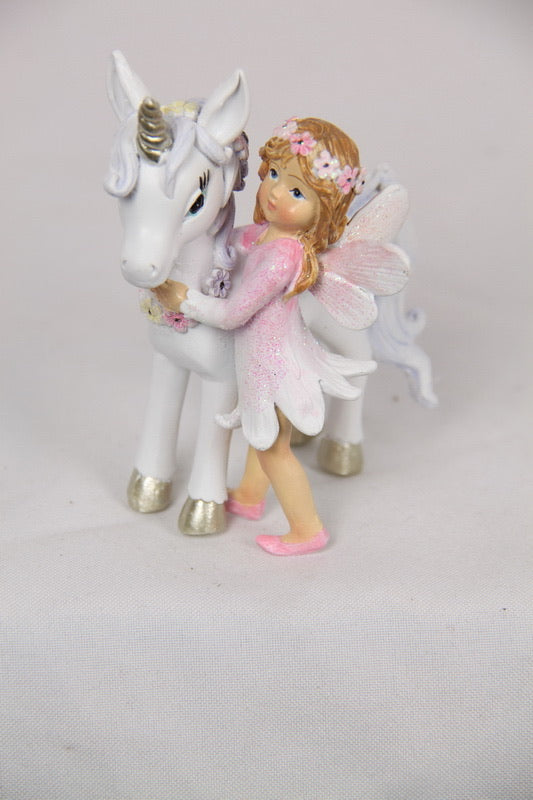 9CM FAIRY AND UNICORN WITH FLOWERS