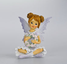 Load image into Gallery viewer, 9CM SITTING FAIRY WITH FLOWERS
