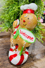 Load image into Gallery viewer, 17cm Gingerbread Chef Man
