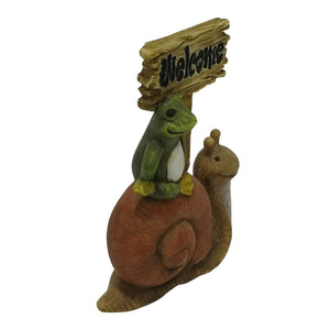 Frog & Snail Welcome Sign